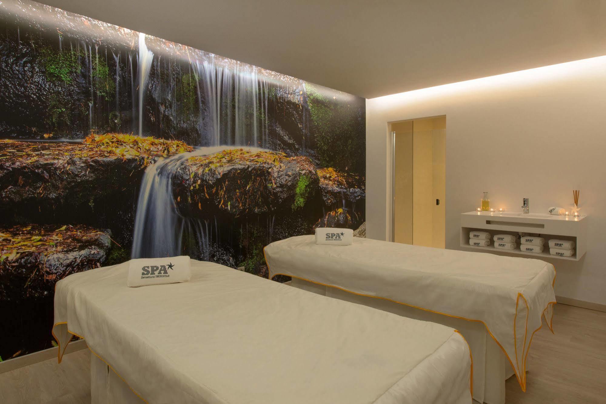 Iberostar Selection Playa De Muro Village Hotel 5*